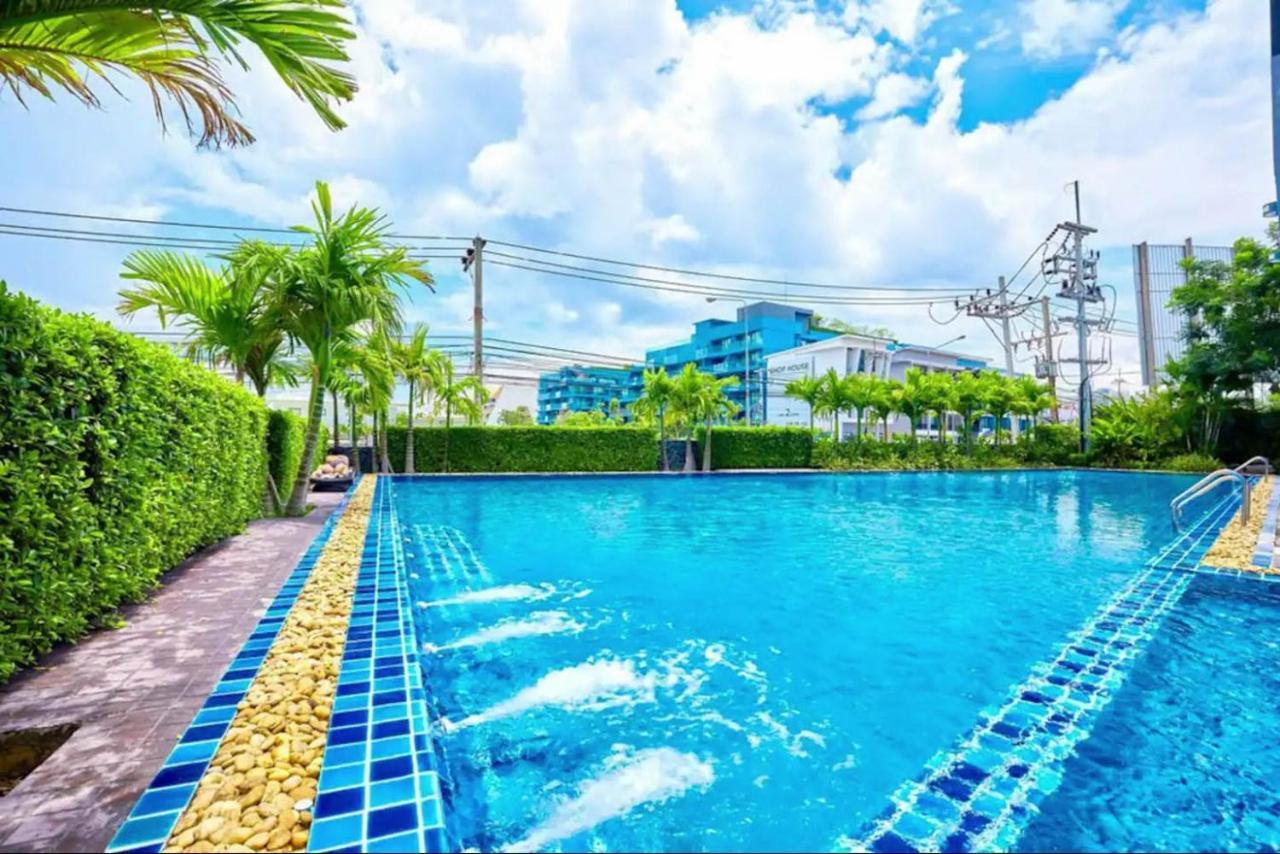 Dusit Grand Condo View Jomtien Beach Exterior foto